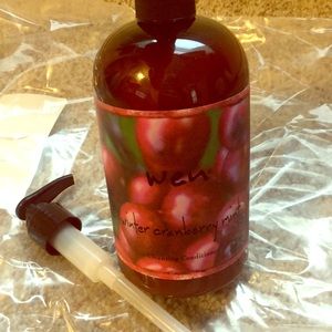 Brand New. Wen cleansing conditioner with pump